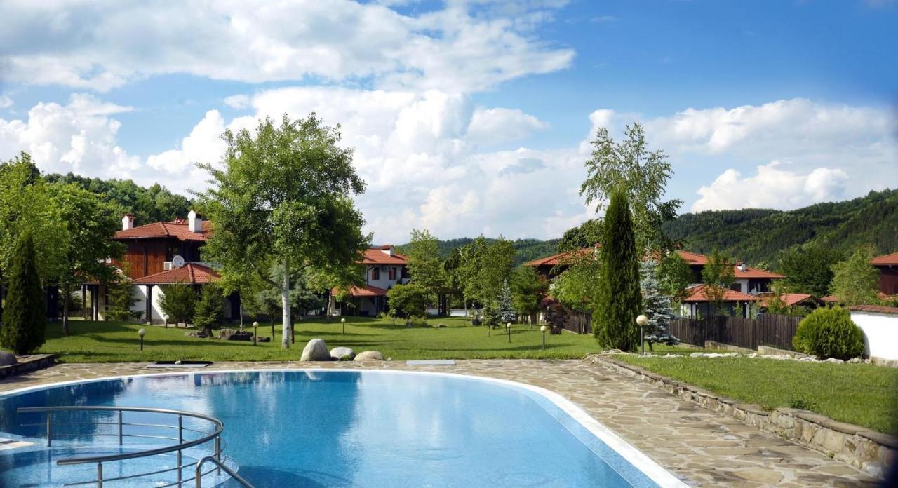 Къща За Гости Volpe - Volpe Guesthouse オレシャク エクステリア 写真